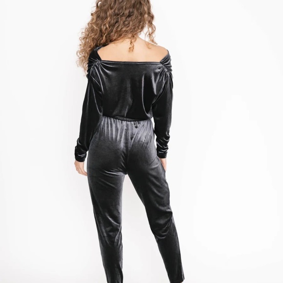 Smash & Tess Birds Papaya Velvet black romper - Picture 3 of 4